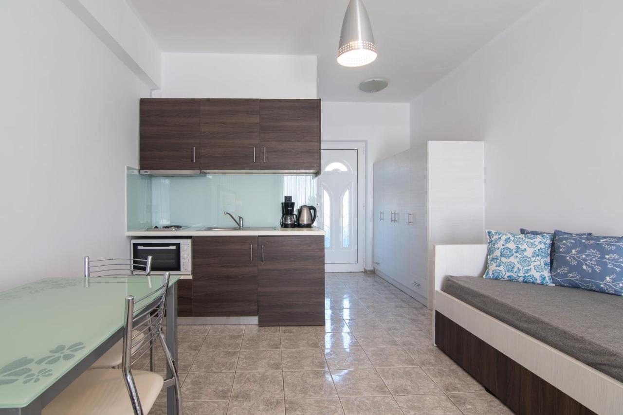 Mythos Apartments Damnoni Luaran gambar